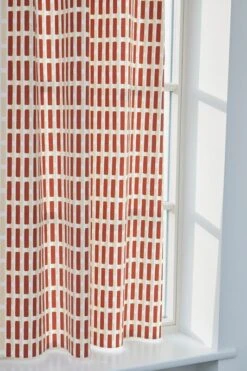 Artek Siena Baumwollstoff, 150 X 300 Cm, Ziegelrot – Sandbeige 11 Artek Siena Baumwollstoff, 150 X 300 Cm, Ziegelrot – Sandbeige -Heimstil Angebote Store 4429074 Siena Fabric birck sand shadow photo Nicole Bachmann master