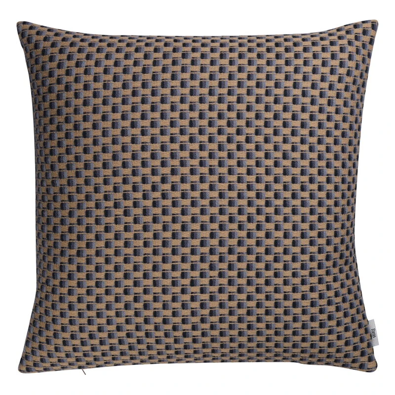 Isak Kissen, 60 X 60 Cm, Far Away Blue 2 Isak Kissen, 60 X 60 Cm, Far Away Blue – Bild 2