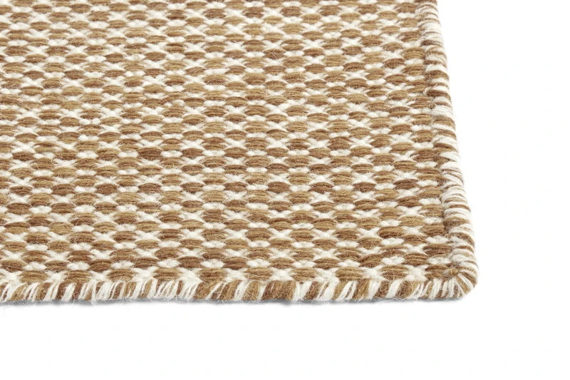 Hay Teppich Moiré Kelim, 140 X 200 Cm, Gelb 2 Hay Teppich Moiré Kelim, 140 X 200 Cm, Gelb – Bild 2