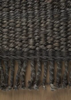 Fringe Hemp Teppich, Dunkelbraun -Heimstil Angebote Store ROOTS LIVING FRINGE HEMP DARK BROWN CLOSE UP 2 2022