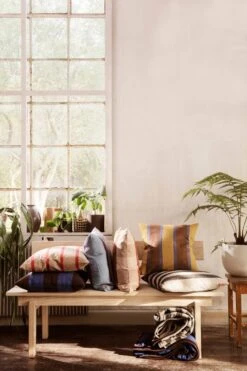 Ferm LIVING Grand Kissen, 50 X 50 Cm, Rosa - Staub 11 Ferm LIVING Grand Kissen, 50 X 50 Cm, Rosa - Staub -Heimstil Angebote Store fermLIVING PekaBench image