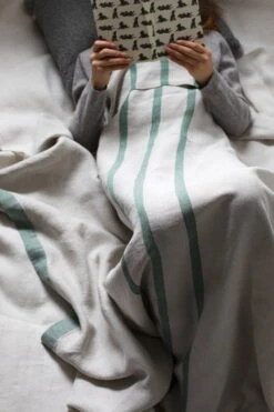 Usva Tischtuch, 150 X 260 Cm, Leinenfarben – Espengrün -Heimstil Angebote Store lapuan kankurit usva blanket linen aspen green 3