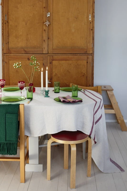 Usva Serviette, Bordeauxrot 2 Usva Serviette, Bordeauxrot – Bild 2