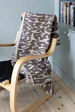 Jäkälä Decke, Weiß - Braun -Heimstil Angebote Store lapuankankurit jakala blanket white brown 2 0