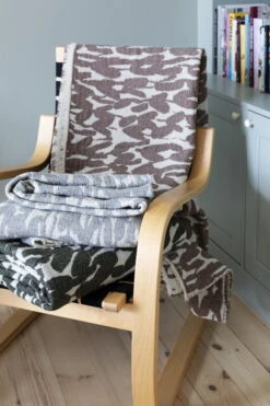 Jäkälä Decke, Weiß - Braun -Heimstil Angebote Store lapuankankurit jakala blankets 0